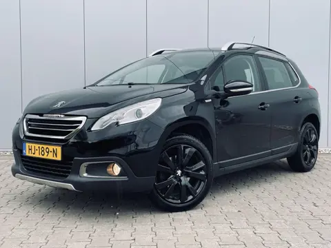 Peugeot 2008 1.2 PureTech Urban Cross, Navi, Leder, Climate, Pdc