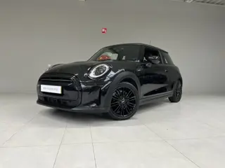 MINI 3-deurs Cooper Camden Plus Edition | 17" | Camera | Panorama | Harman Kardon | Head-Up | Piano 