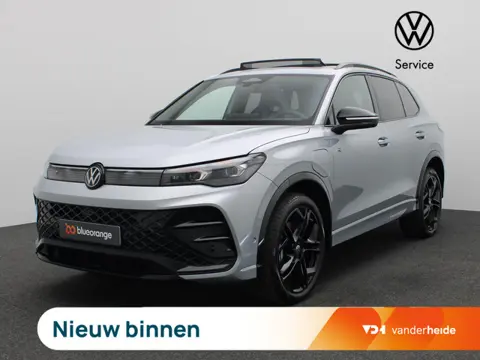 Volkswagen Tiguan 1.5 eHybrid R-Line Edition 272PK DSG Panoramadak, Trekhaak, Black Style, Navi via 