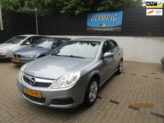 Opel Vectra 1.8-16V Comfort +Airco +Nieuwe Apk