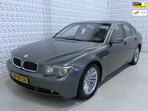 BMW 7-serie 745i Executive / KLEPSTOTER HOORBAAR?! (2002)