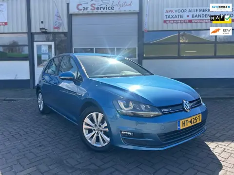 Volkswagen Golf 1.0 TSI Comfortline DSG\NAVI\CAMERA\Climate