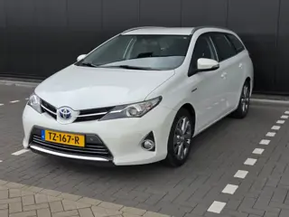 Toyota Auris Touring Sports 1.8 Hybrid Lease pro