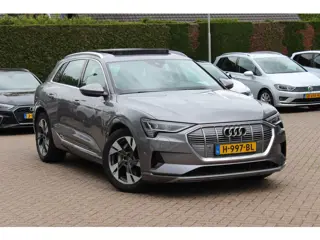 Audi e-tron e-tron 50 quattro Launch edition plus 71 kWh / SoH 91,9% / Panoramadak / Camera / Luchtv