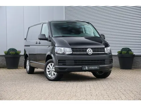 Volkswagen Transporter 2.0 TSI L1H1 Comfortline Benzine Airco|Trekhaak|1e eign| BPM + BTW Vrij