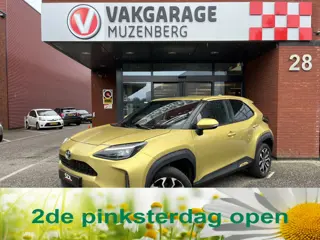 Toyota Yaris Cross 1.5 Hybrid First Edition // ADAPT. CRUISE // LED // KEYLESS // CAMERA // NAVI+CAR
