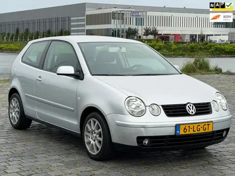 Volkswagen Polo 1.4-16V Sportline APK AIRCO CRUISE