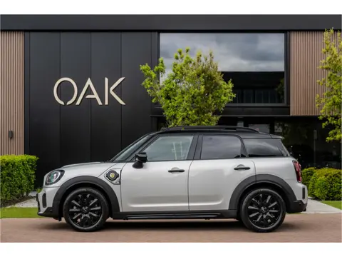 MINI Countryman 1.5 Cooper SE Hybrid ALL4 Classic Aut. | Navi | Panorama | Half Leder | Head-Up | Ca