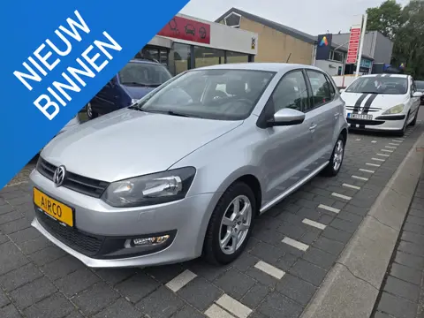 Volkswagen Polo 1.2 Easyline 5 deurs, airco, navigatie, stoelverwarming, sportvelgen