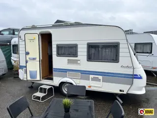 Hobby De Luxe 400 SF
