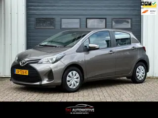 Toyota Yaris 1.3 VVT-i Now AIRCO / NIEUWE APK / NAP