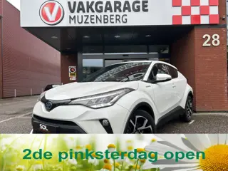Toyota C-HR 1.8 Hybrid Dynamic 53000KM!! Dealer Auto!! // FULL LED // APPLE CARPLAY / ANDROID AUTO /