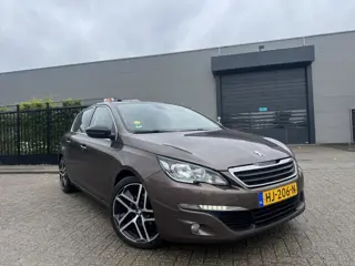 Peugeot 308 1.6 BlueHDi Panorama|Camera 120Pk 2015
