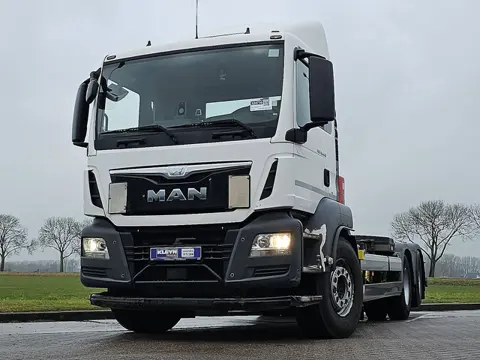 M.A.N. 26.440 TGS 6x2-4 intarder