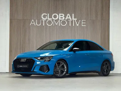Audi A3 Limousine 35 TFSI S-line - 18 INCH - SFEERVERLICHTING - TURBO BLAUW