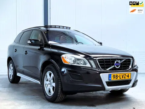 Volvo XC60 2.0T Kinetic|Leder|Trekhaak|Pano