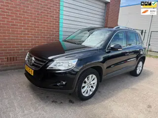 Volkswagen Tiguan 1.4 TSI Sport&Style NAV.+ Clima Bj:2012 NAP!