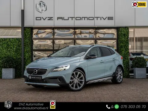 Volvo V40 Cross Country 1.5 T3 Aut. Momentum | Blis | 18" LMV | Winter Pack
