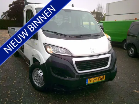 Peugeot Boxer 335 2.2 BlueHDi 140 L3H2 Asphalt OPENLAADBAK+AIRCO+CRUISE+TREKHAAK !!!