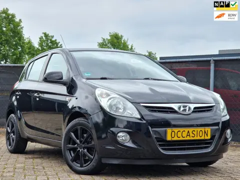 Hyundai I20 1.2i DynamicVersion*Airco*trekhaak*Nwe Apk