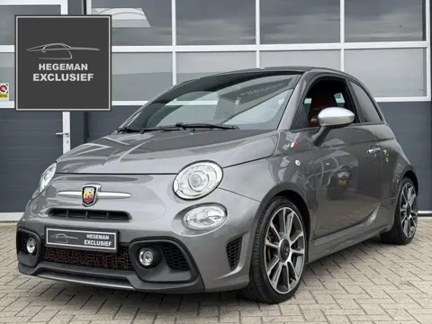 Abarth 595 1.4 T-Jet Turismo | CarPlay | Stoelverw. | BEATS | Uconnect 5" | PDC | ECC | Navi