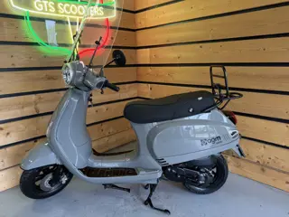 AGM Bromscooter VX50 Injectie (bj 2021, automaat)