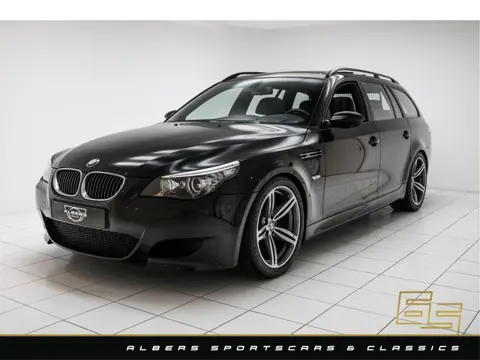 BMW M5 Touring 5.0 V10 E61 67k km - 1 of 1025 - Collector Grade - Original