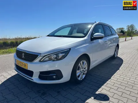 Peugeot 308 SW 1.2 PureTech Blue Lease Executive, Panorama dak, Carplay, Cruisecontrol, PDC, Lane As