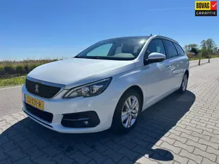 Peugeot 308 SW 1.2 PureTech Blue Lease Executive, Panorama dak, Carplay, Cruisecontrol, PDC, Lane As