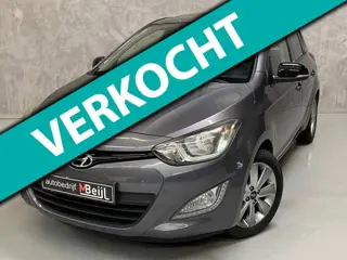 Hyundai I20 1.4i i-Motion /Schuifdak /Automaat /Parkeersensoren