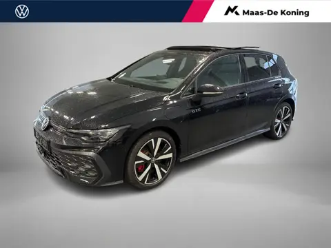 Volkswagen Golf 1.5 272pk DSG eHybrid GTE · Panoramadak · 360 Camera · Wegklapbare Trekhaak · Stoel 