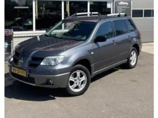 Mitsubishi Outlander Sport 2.0 Invite+