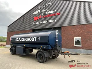 LAG A-20 CA 10m³ watertank met eigen pomp met dieselmotor 3 compartimenten. BS2047