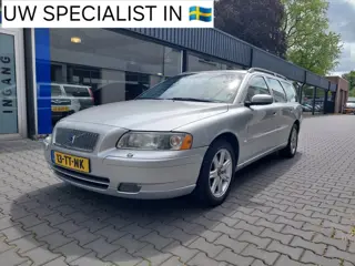 Volvo V70 2.0T Edition II Leer Xenon Navi Clima Cruise Trekhaak PDC Stoelverwarming 16 inch Originee