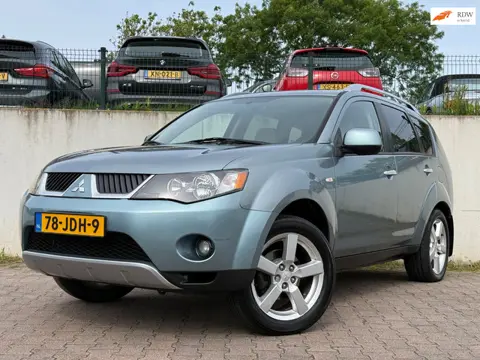 Mitsubishi Outlander 2.4 Instyle/AUTOMAAT/LEDER/CLIMA/TREKHAAK/APK 02-2027/
