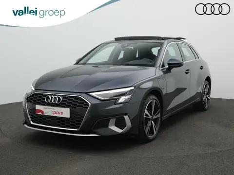 Audi A3 Sportback 40 TFSI e 204 pk Advanced edition | Panoramadak | Achteruitrijcamera | Stuur-/stoe
