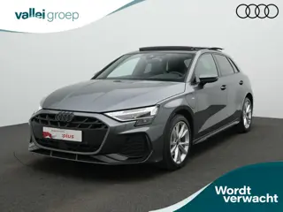 Audi A3 Sportback 40 TFSI e 204 pk S edition / S-Line | Panoramadak | Achteruitrijcamera | Stoelverw