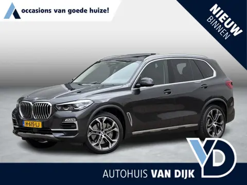 BMW X5 xDrive45e High Executive | Pano-Dak/Achterasbesturing/Adapt.Cruise/Individual Leder/Memory/So