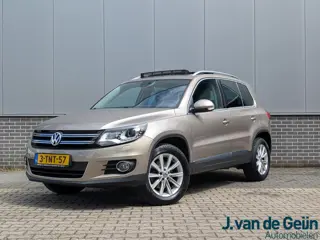 Volkswagen Tiguan 2.0 TSI Sport&Style 4Motion | Panorama | Leer | Trekhaak | Org NL