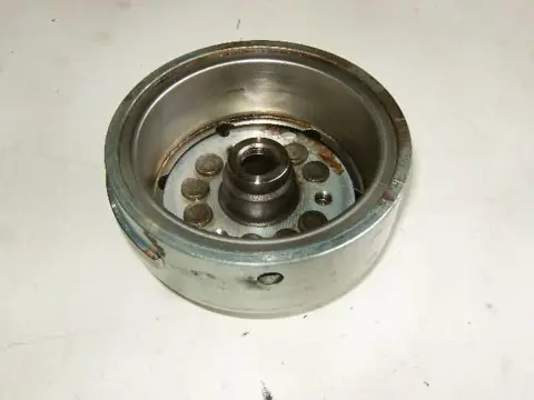 Kawasaki ER-5 Vliegwiel met starterkrans