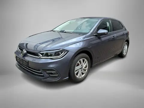 Volkswagen Polo 1.0 TSI 95pk DSG Style · Apple/Android Car Play · Dodehoeksensor · Stoelverwarming ·