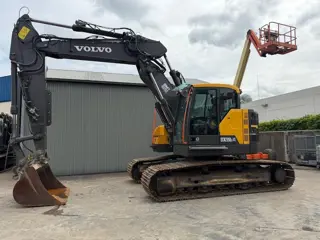 Volvo ECR 235 E (bj 2019)