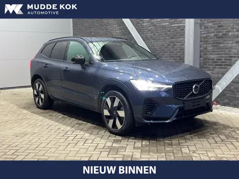 Volvo XC60 T8 Plug-in hybrid Plus Dark | Luchtvering | Trekhaak | Panoramadak | ACC | harman/kardon 