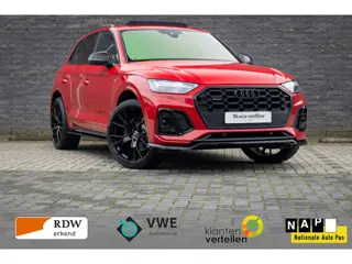 Audi Q5 55 TFSI e quattro Competition Red & Black