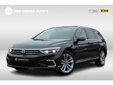 Volkswagen Passat Variant 1.4 TSI 204Pk PHEV GTE Business Highline | Trekhaak | Panordamadak | Full-