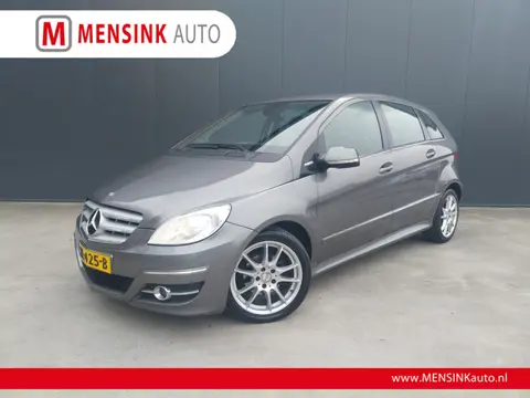 Mercedes-Benz B-Klasse 170 BlueEFFICIENCY HALF LEER AIRCO