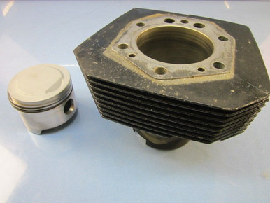 Used cil/zuiger california 3 links zwart