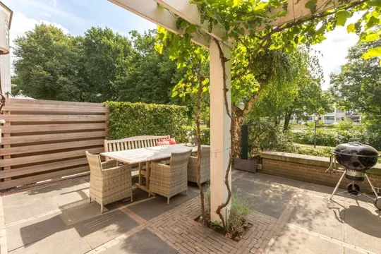 Woning aan de Binnen de Veste te Amersfoort