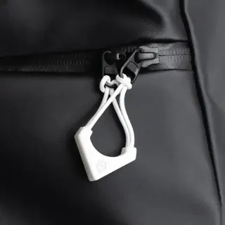 WANDRD Worryless Zipper Puller Cloudbreak White