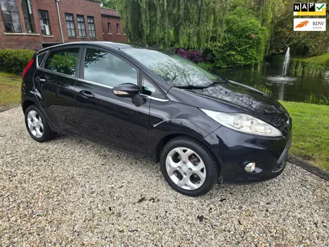 Ford Fiesta 1.4 Titanium Airco 5-Deurs trekhaak